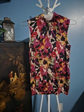 Cable & Gauge Turtleneck Mock Neck Tank Sleeveless Floral Shirt
